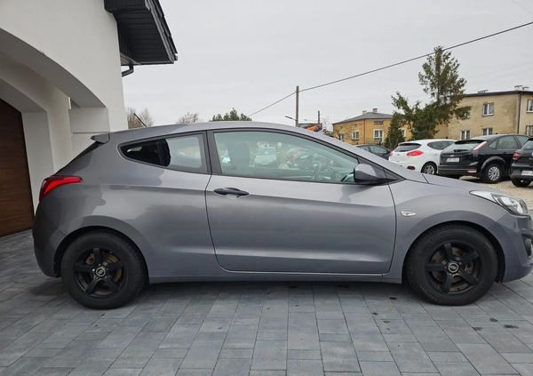 Hyundai Coupe cena 28999 przebieg: 129785, rok produkcji 2012 z Siewierz małe 254